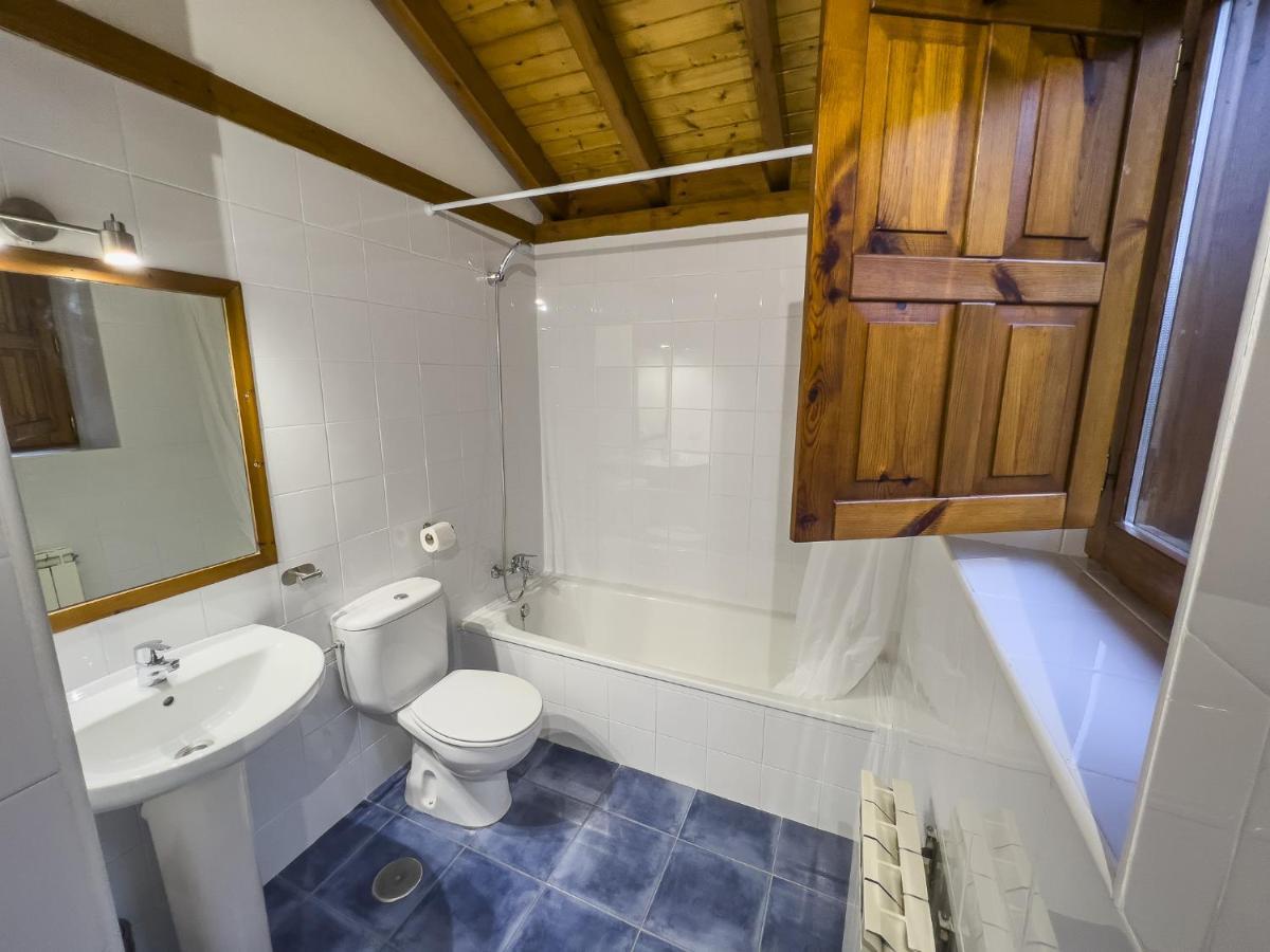 Posada Cabanes Inn *